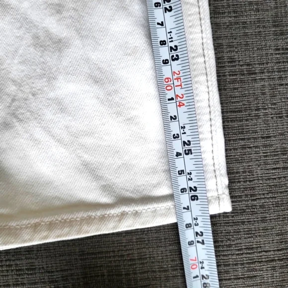 Habitual Straight Leg White Jeans Size 28 - Picture 12 of 16